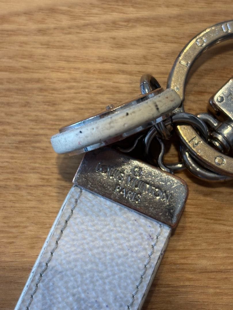 【月末SALE】Louis Vuitton ポルトクレホワイトレザー キーホルダ