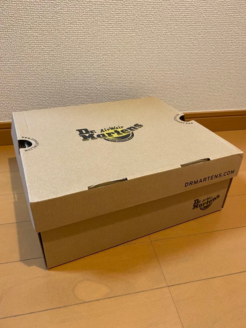 Dr. Martens ブラック UK5 ブーツ Devon Heart