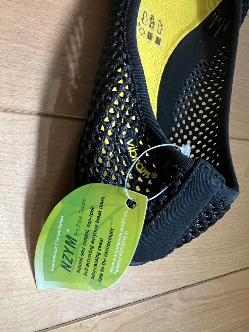 ヨガ、ジムのお供！ Vibram　ファイブフィンガーズ!