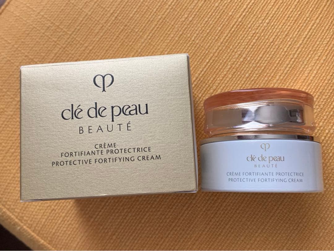値下げしました！！【クレ・ド・ポー ボーテ】日中クリームと夜用クリームセット