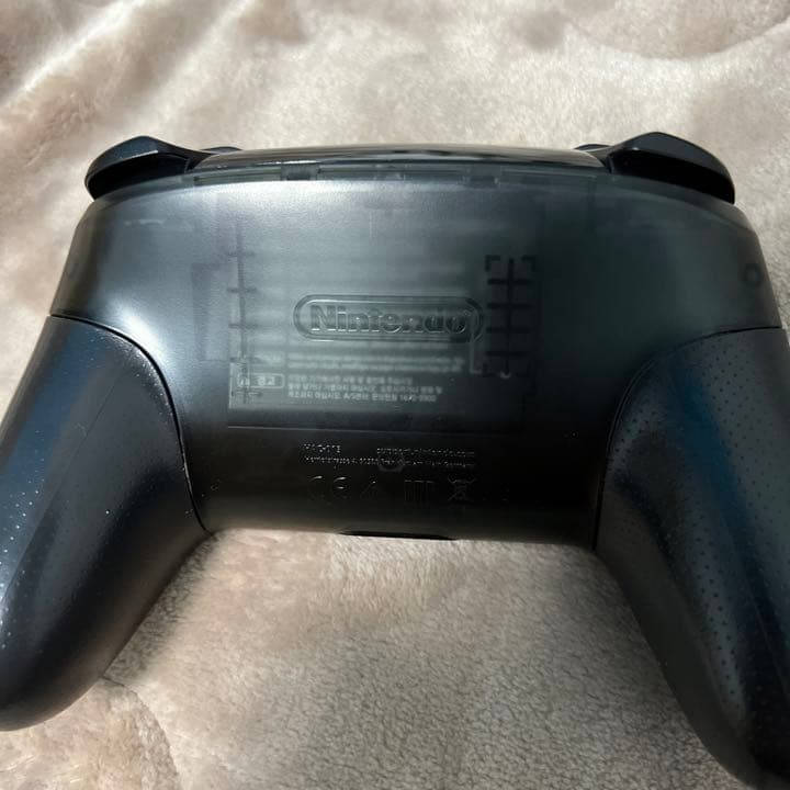 Nintendo NINTENDO  PROコントローラーと未開封ポケモンカード