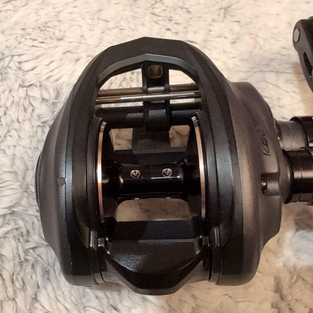 リール Abu REVO BEAST 40 HS