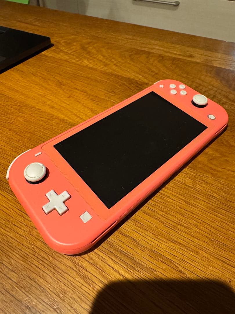 Nintendo Switch Lite本体 コーラル