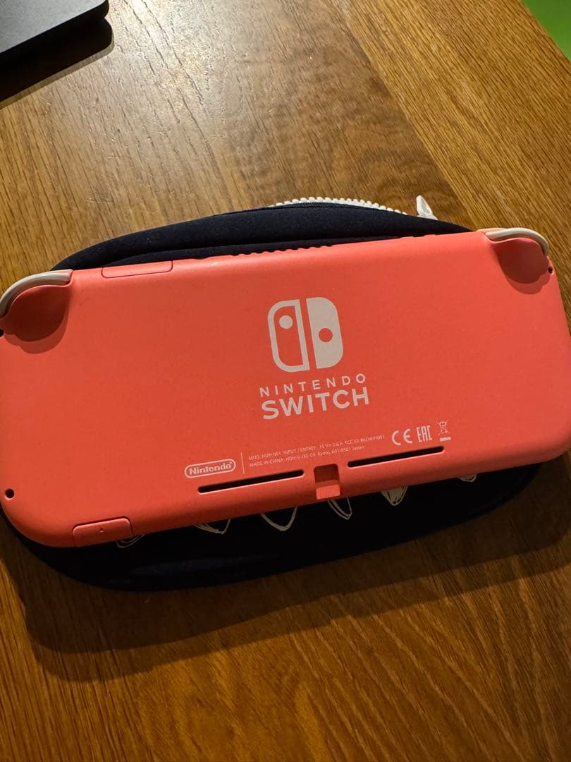 Nintendo Switch Lite本体 コーラル