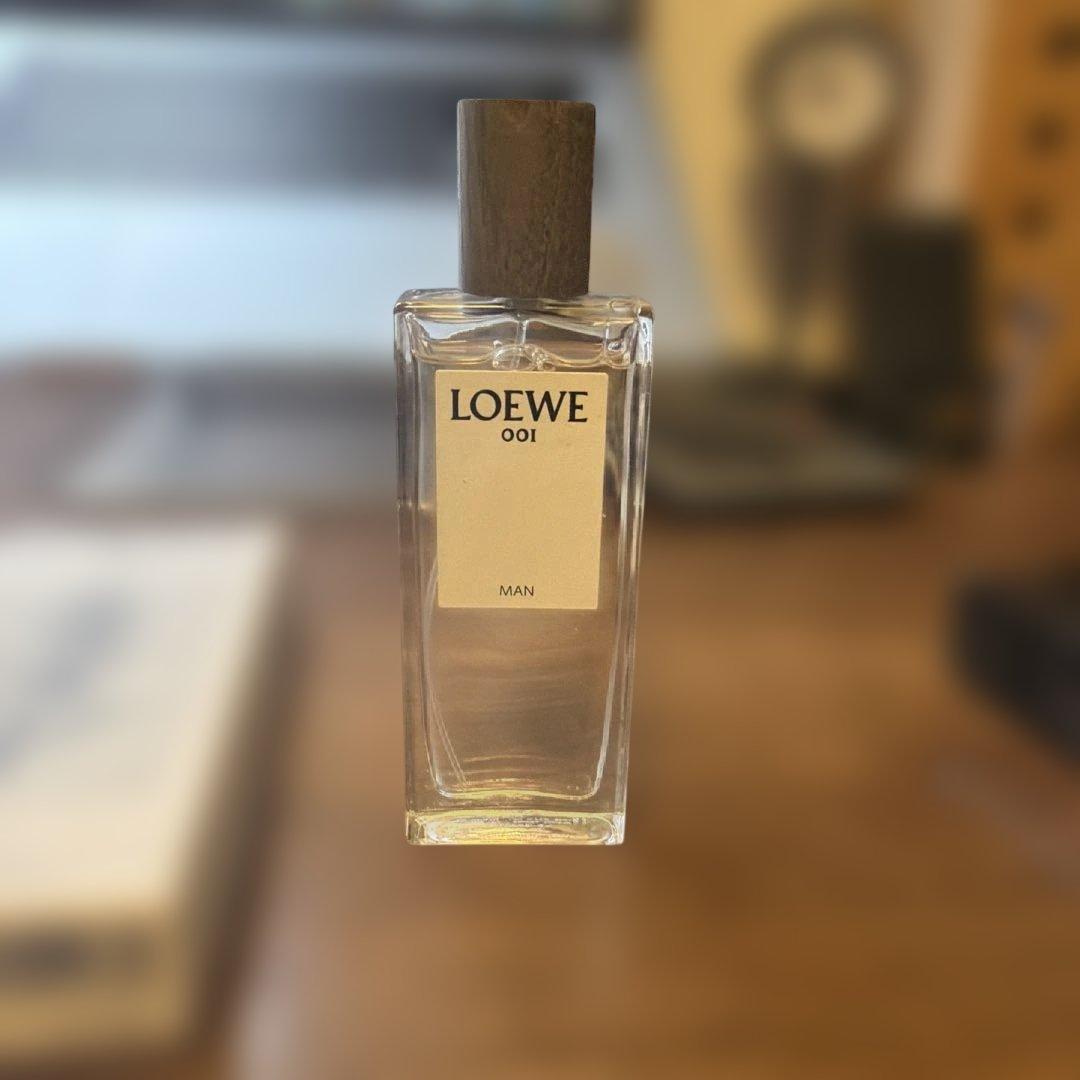 LOEWE 001 香水
