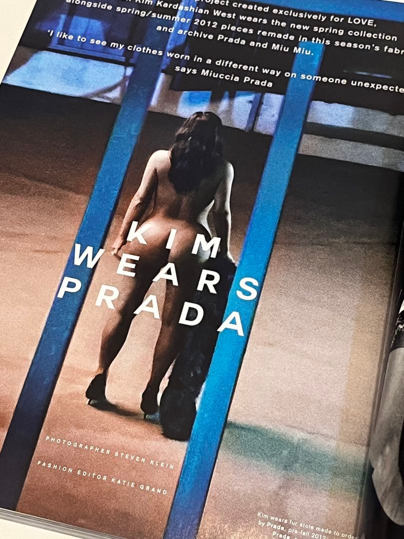 希少号　LOVE KIM KARDASHIAN knye west