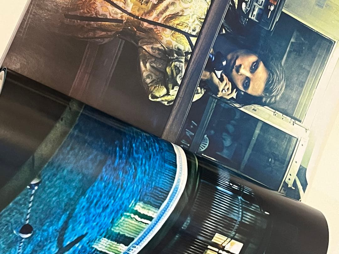 希少号　LOVE KIM KARDASHIAN knye west