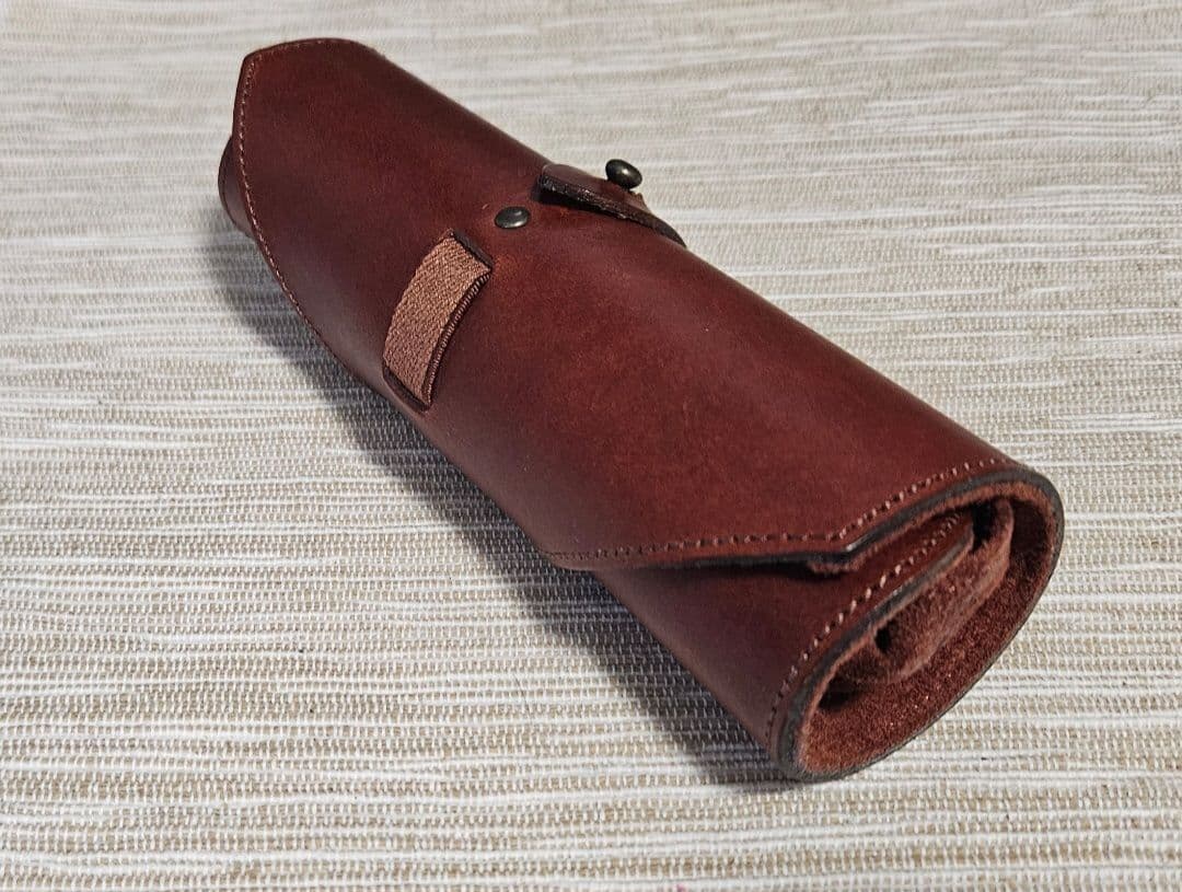 m+ [エムピウ] rotolo メガネケース ブラウン