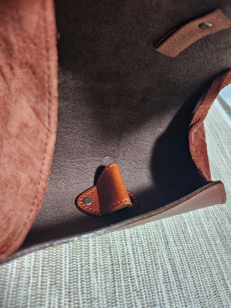 m+ [エムピウ] rotolo メガネケース ブラウン