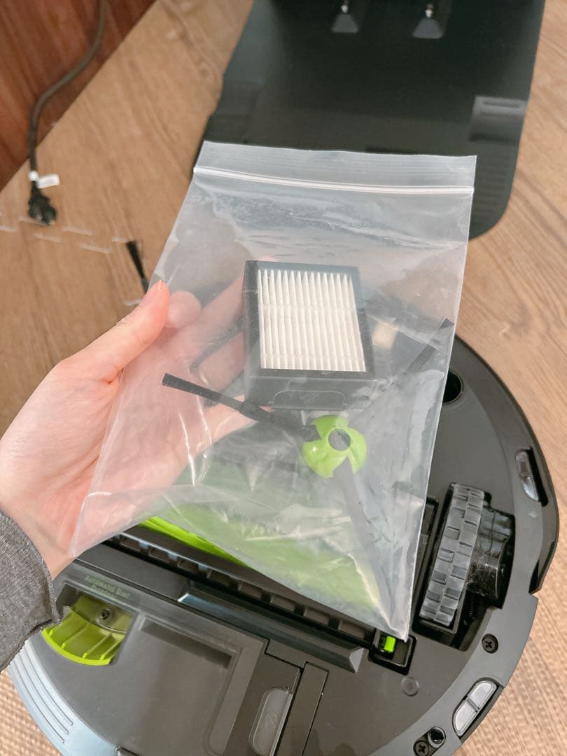 iRobot Roomba ロボット掃除機本体 自動充電機能付き