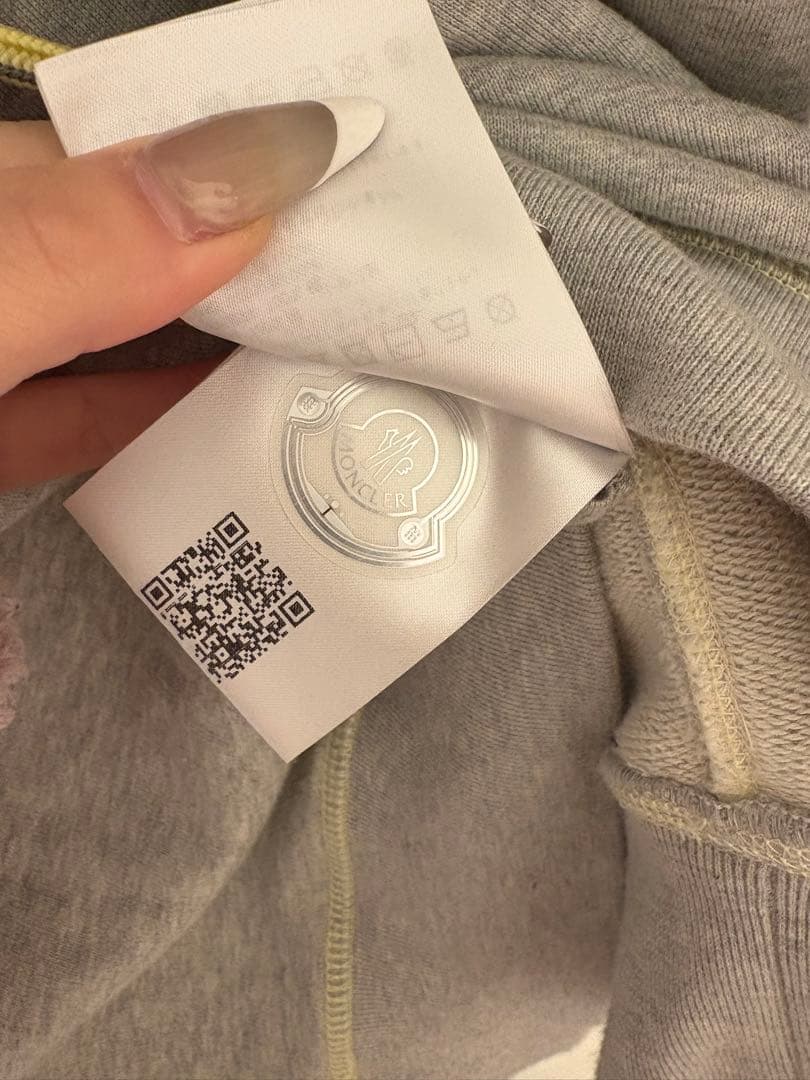 MONCLER フードパーカー