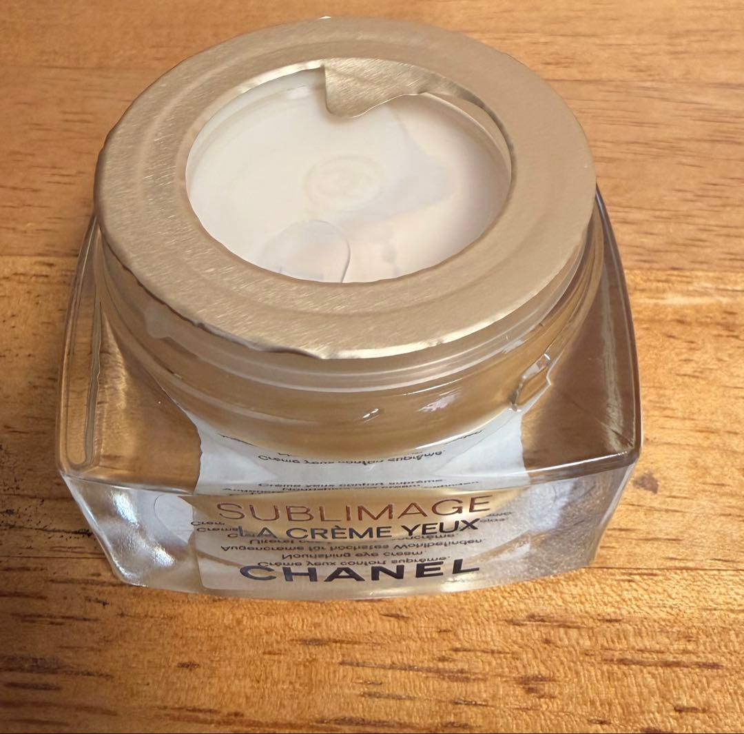 CHANEL SUBLIMAGE LA CRÈME YEUX アイクリーム