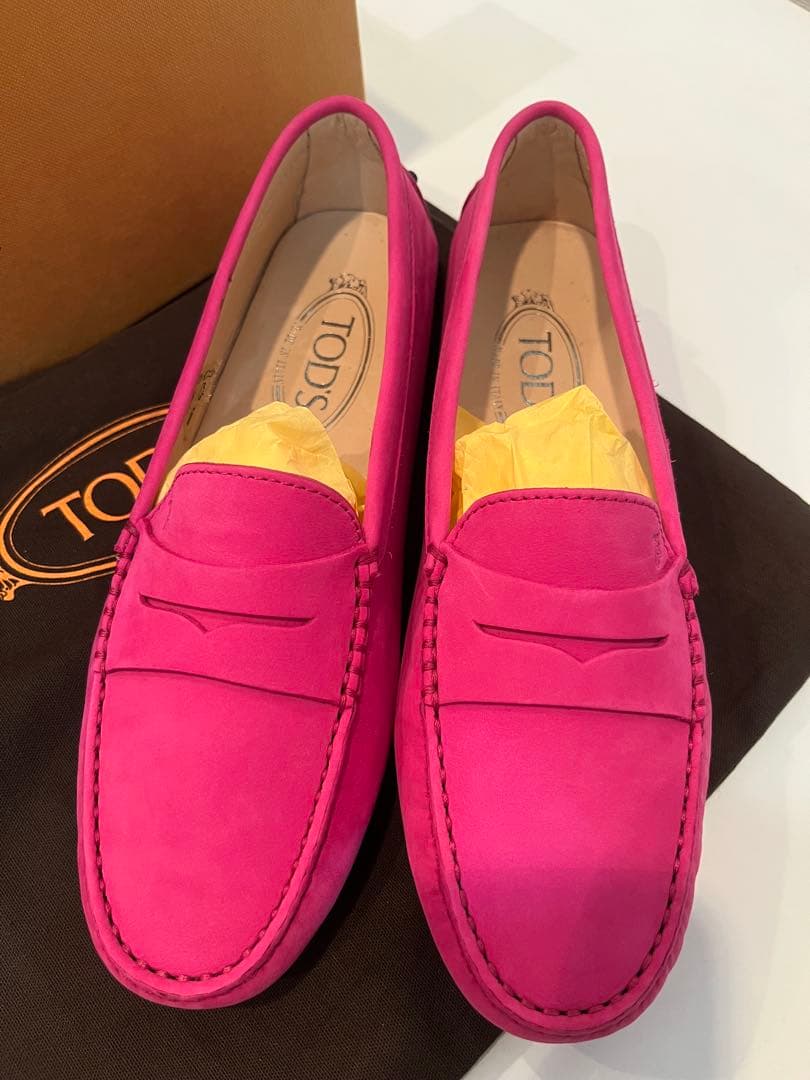 ⭐️TOD'S ドライビングシューズ 37 (24cm) ピンク系⭐️