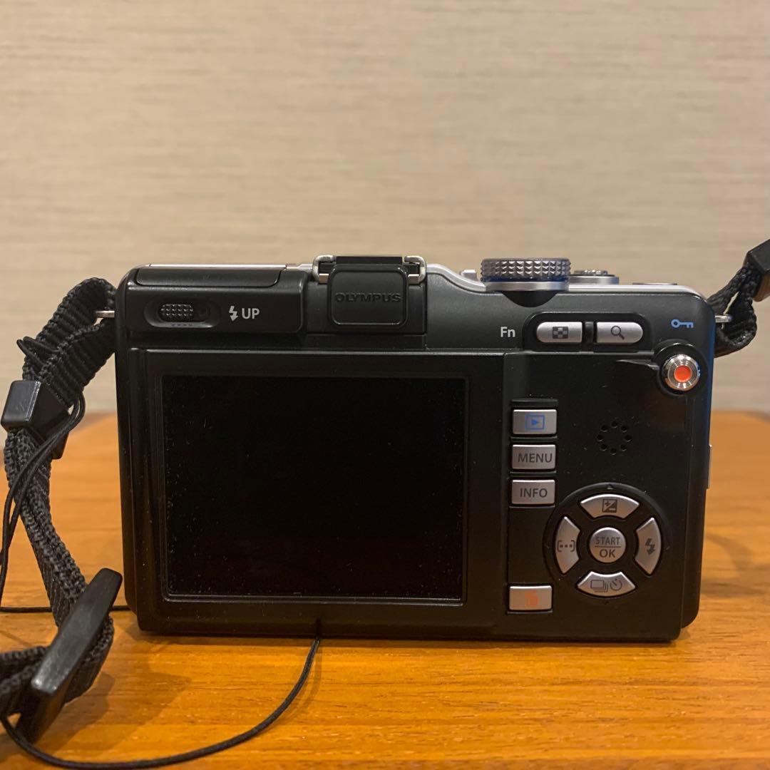 アイナさま用【OLYMPUS】E−PL1 Wズームキット BLACK ミラーレス