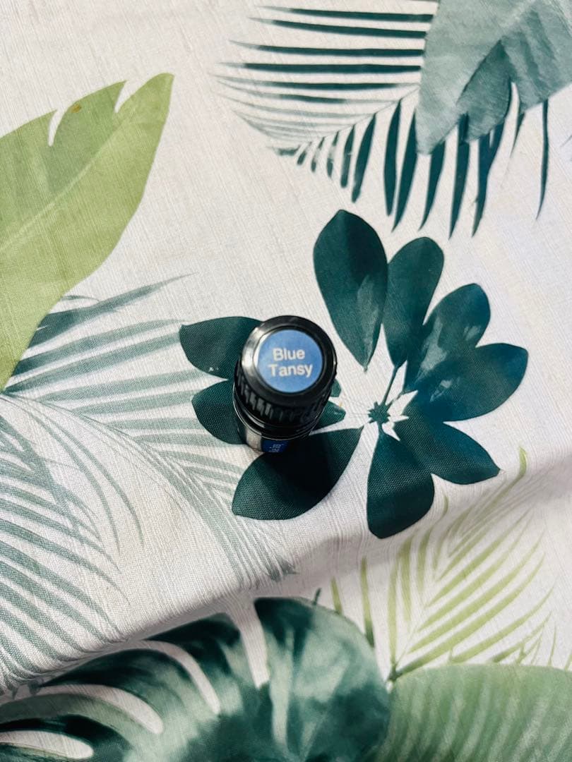新品 ブルータンジー doTERRA Blue Tansy 15ml
