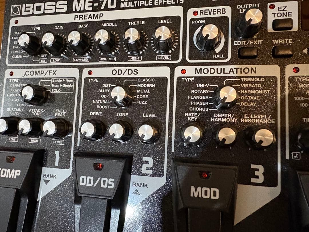 BOSS ME-70 ギター用マルチエフェクター 箱、説明書付