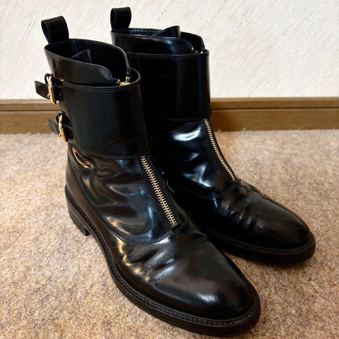 ルイヴィトン レザー ショートブーツ 黒 37 LV ベルト コードバン 革靴