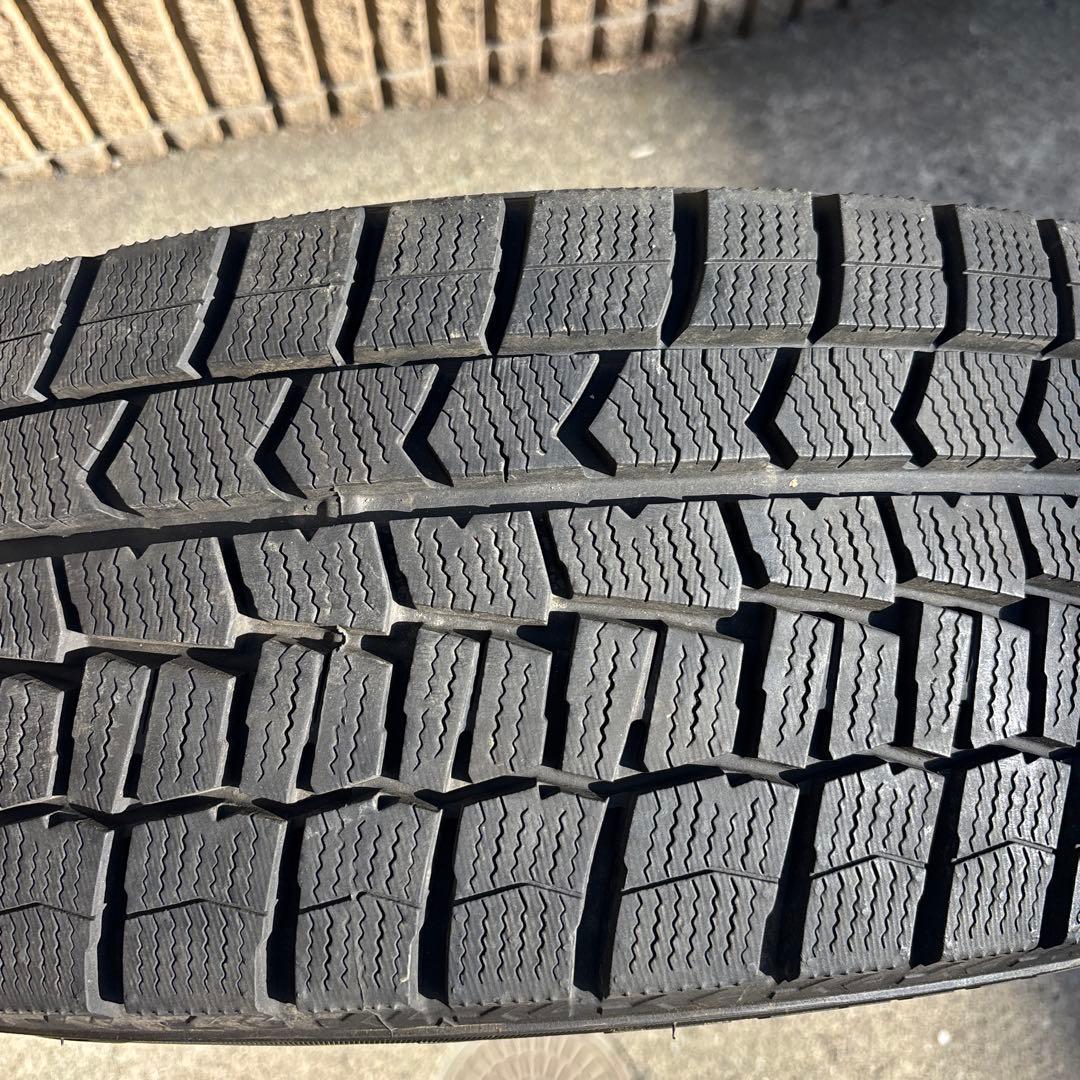 アルファード スタッドレスタイヤホイール付き 225/60 17インチ