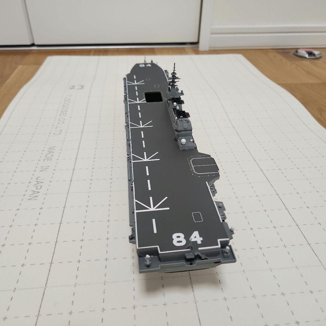 ピットロード 海上自衛隊護衛艦 かが 塗装済み完成品（付属ヘリ一部欠品）