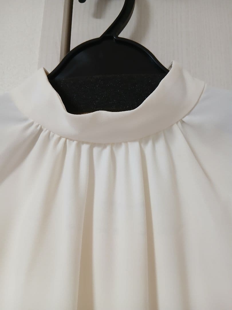 セオリーリュクス　アイボリー スタンドカラーシャツ 長袖