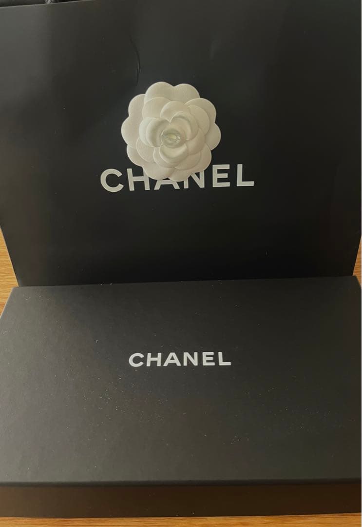 【最終値下げ】シャネル　カメリア　長財布