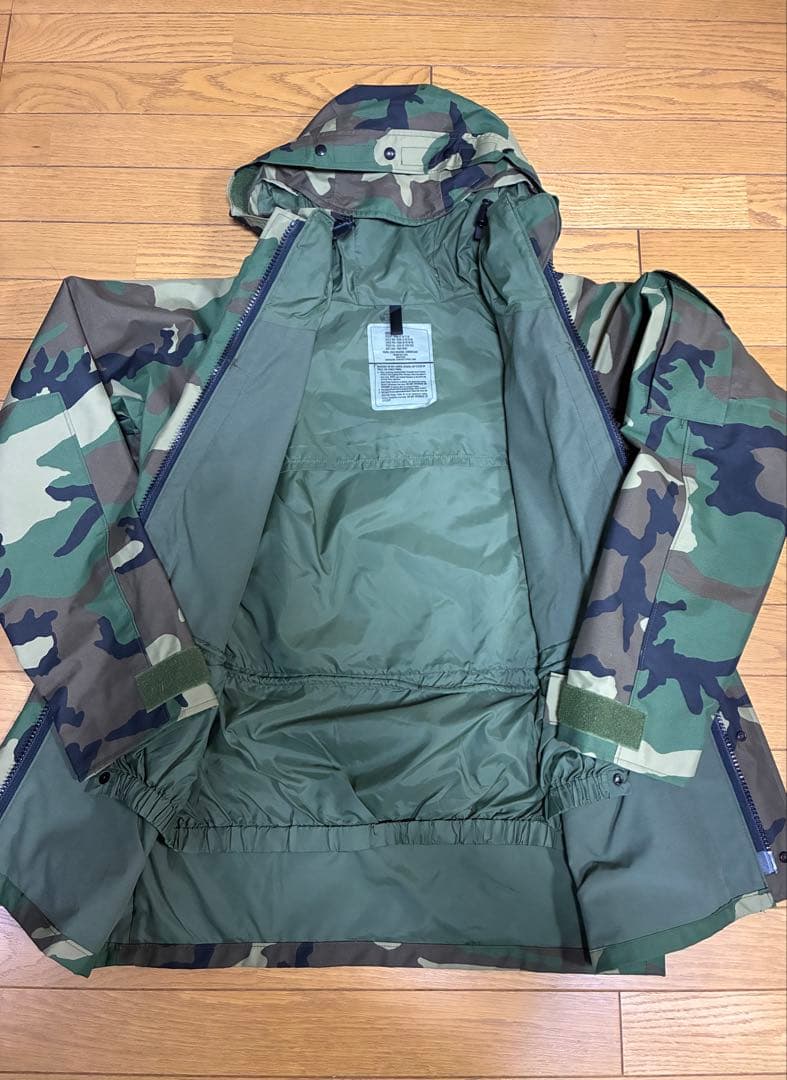 ECWCS ゴアテックス　カモフラ　GEN1 後期型 small regular