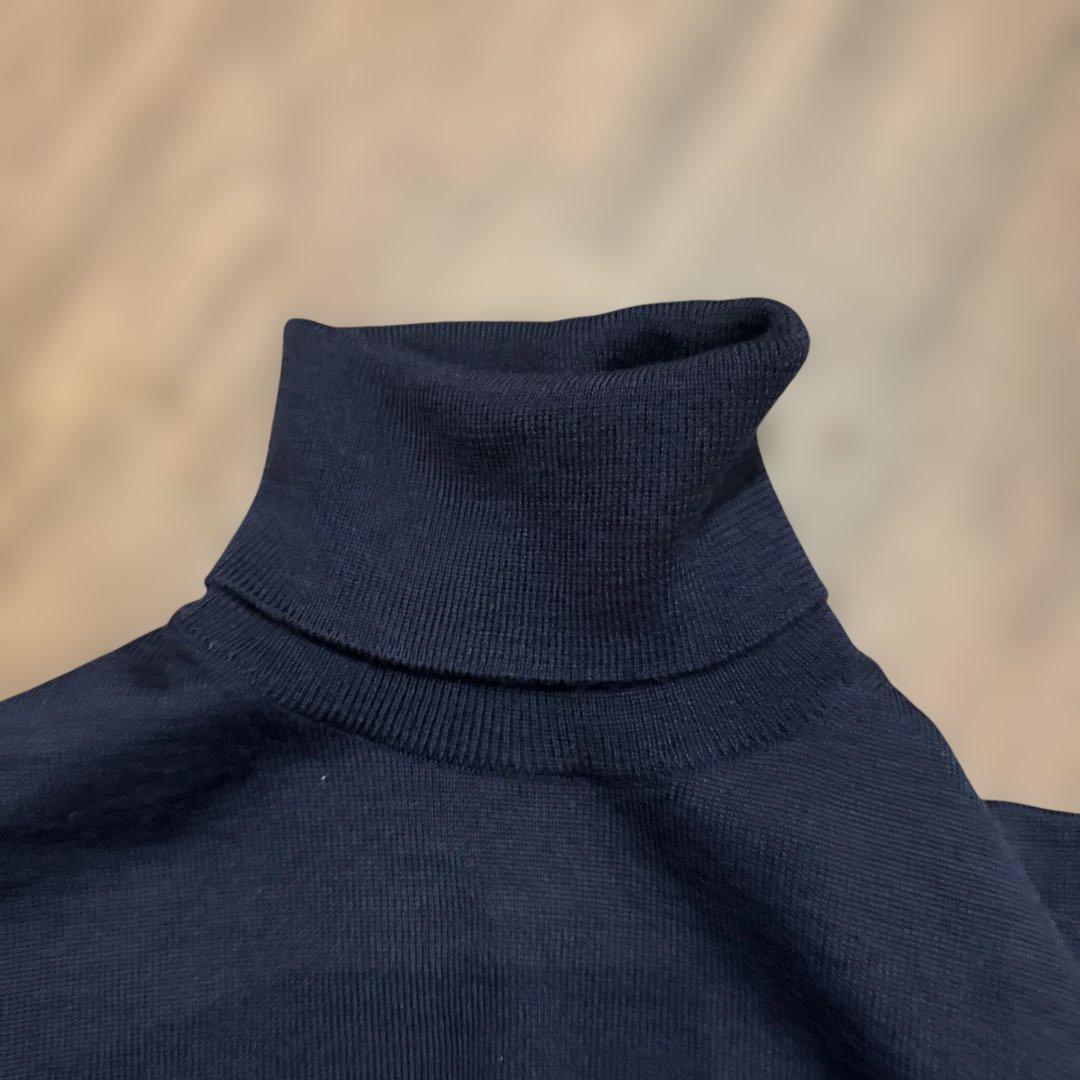 ZANONE タートルネック　46サイズ　ネイビー