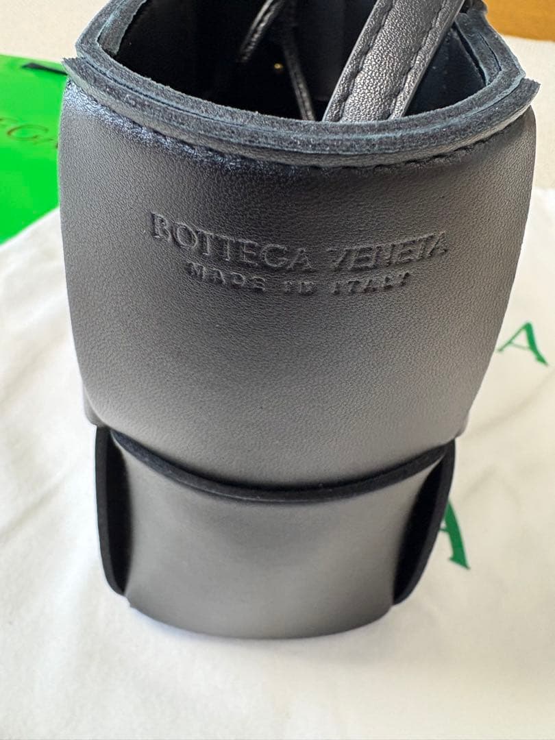 いっちー 新品 ボッテガヴェネタ ミニアルコトートバッグ