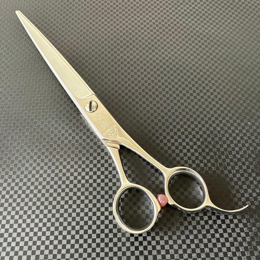 理容☆プロ用鋏☆ハサミ☆天洋S2☆美品！『ポコ』さま専用ご予約！
