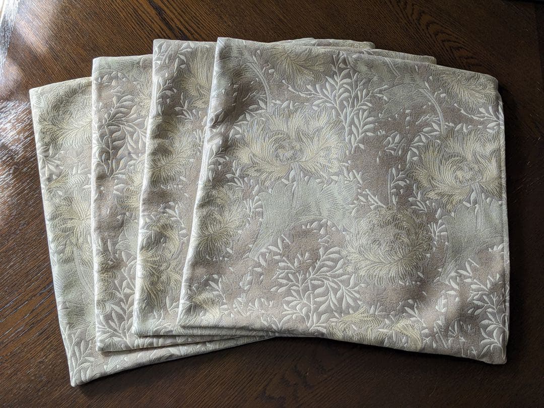 ［バトラー］クリサンティマム　クッションカバーセット