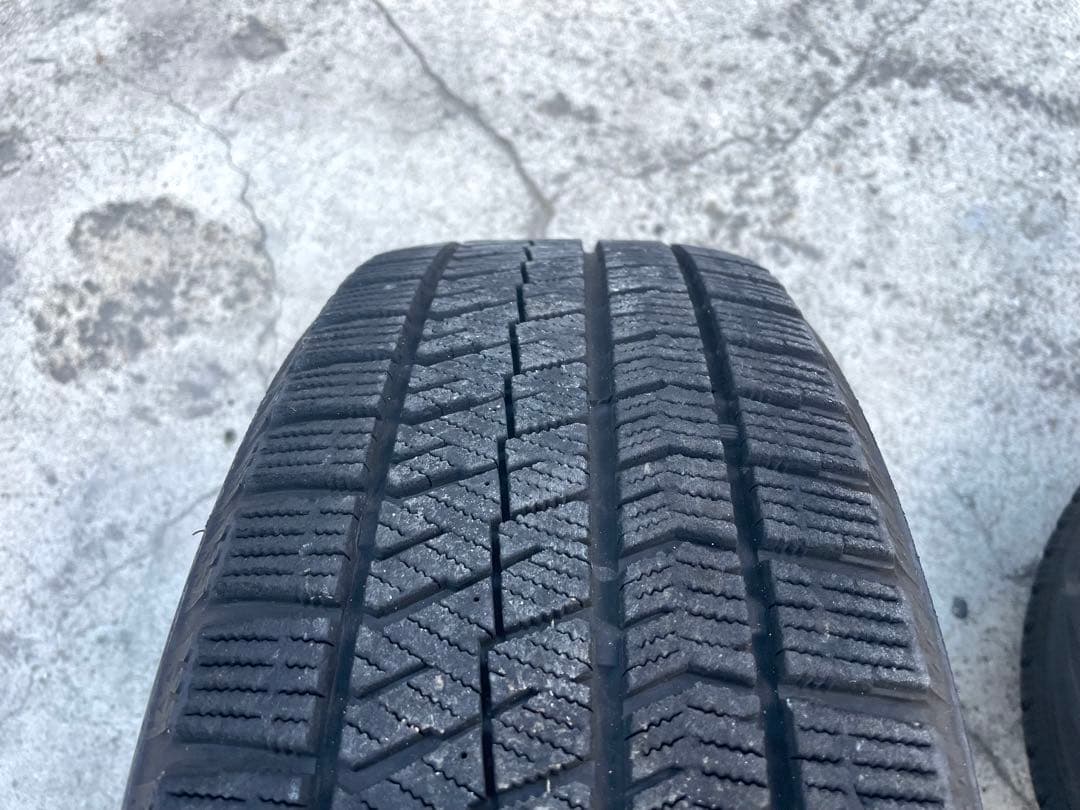 VW T-クロス　スタッドレス/アルミ 5穴 PCD100 205/60/16