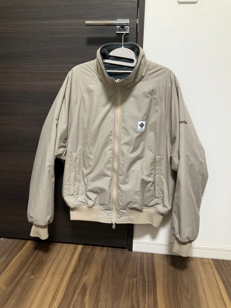 Columbia ベージュ ジャンパー