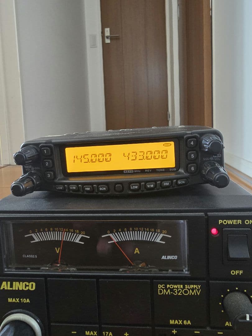YAESU FT-8900 アマチュア無線機
