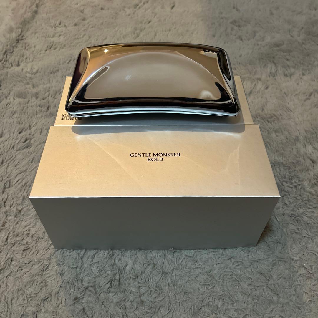 小物 GENTLE MONSTER BOLD Atomic 02(B)