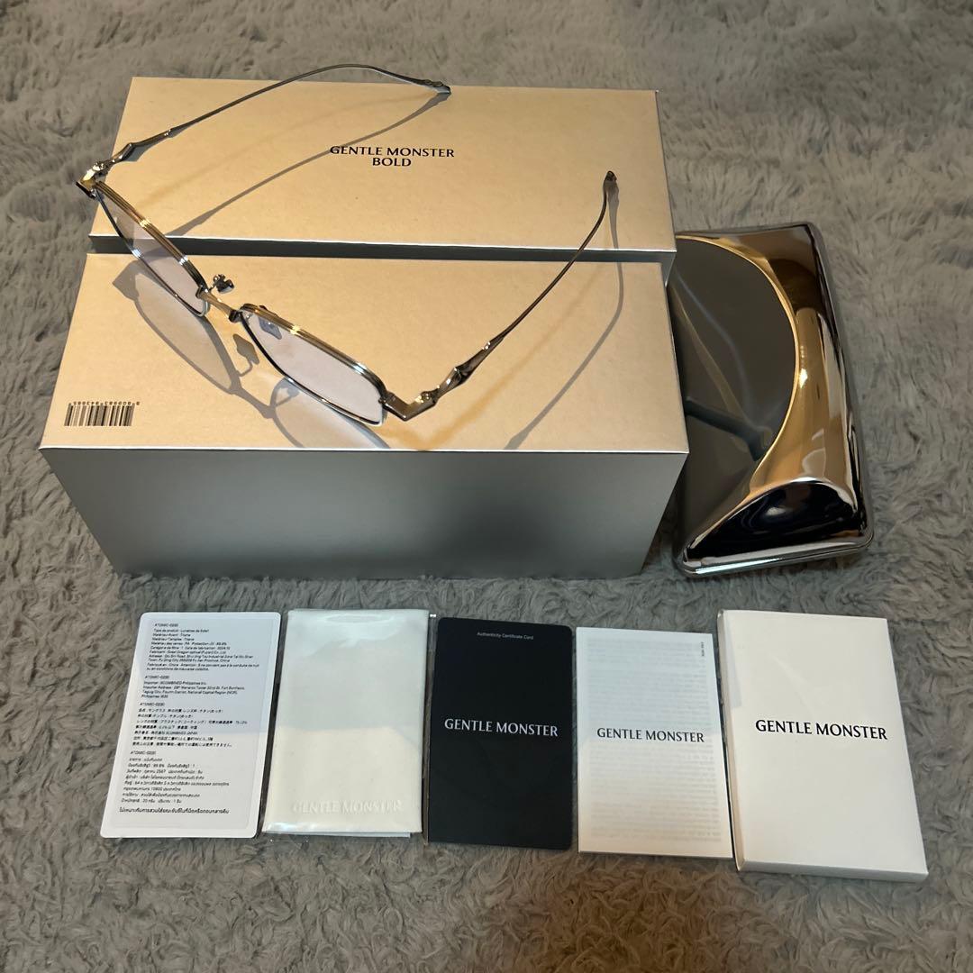 小物 GENTLE MONSTER BOLD Atomic 02(B)