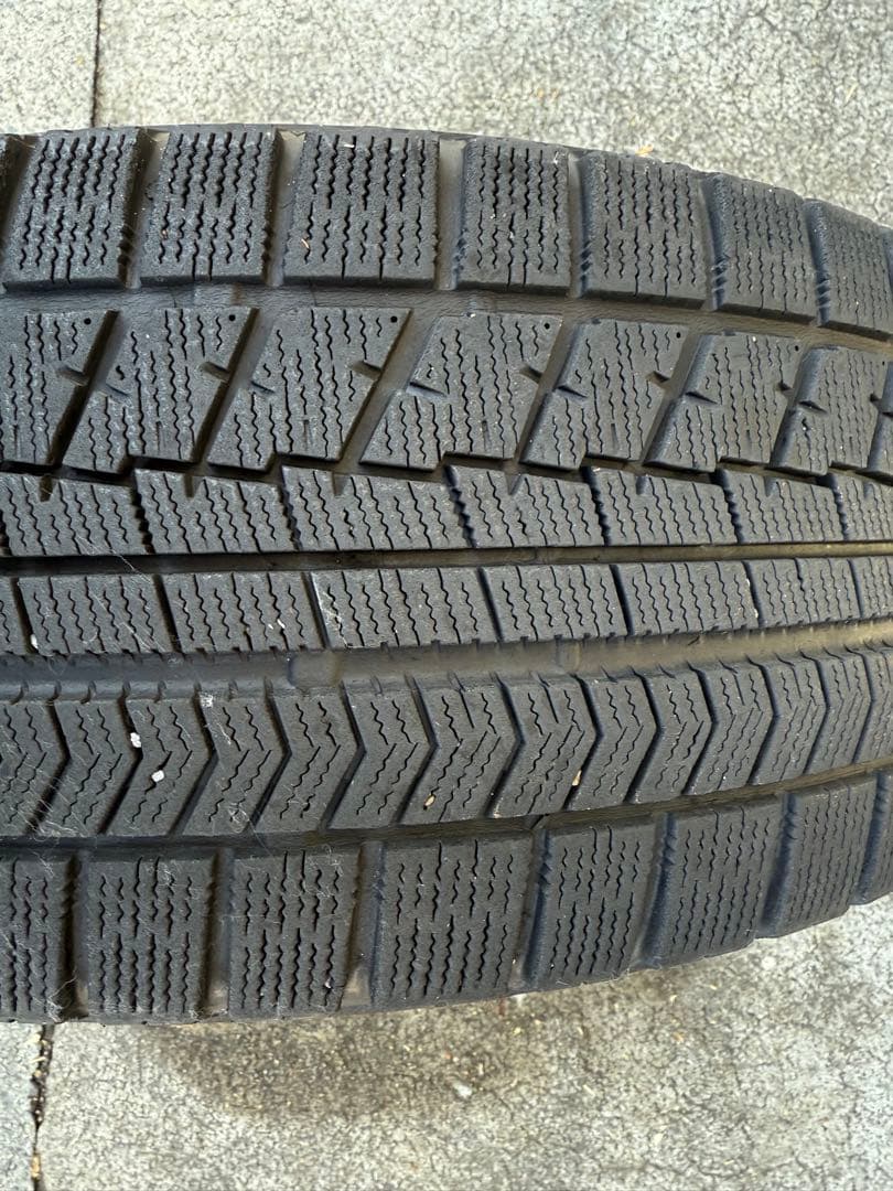 MINI 18インチ ブラックホイール BLIZZAKタイヤ