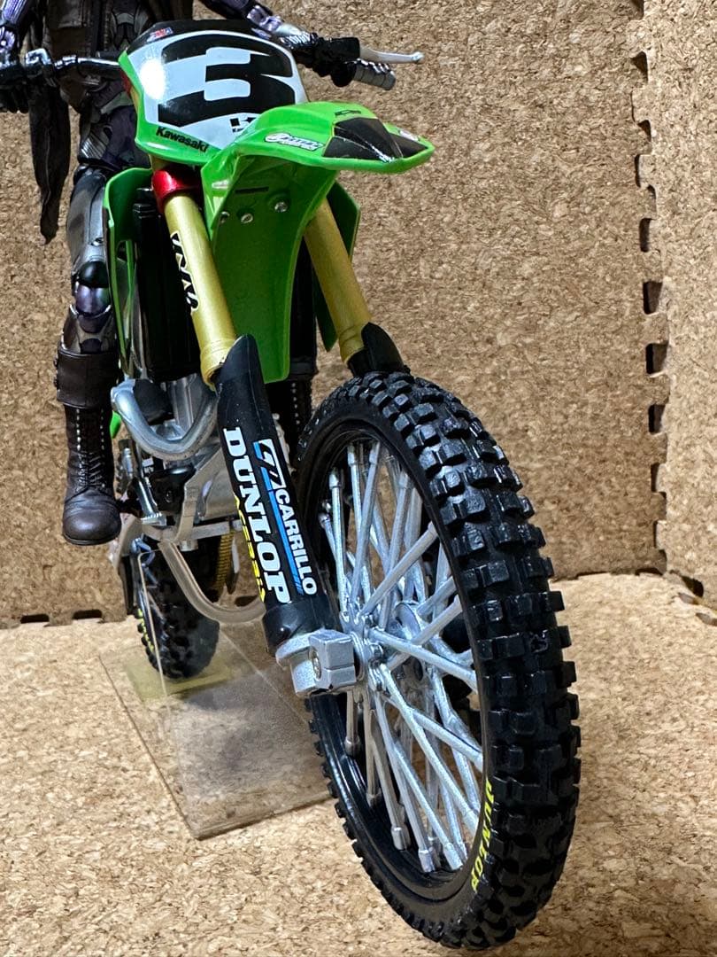 1/6 Kawasaki KX 450 モトクロスバイク