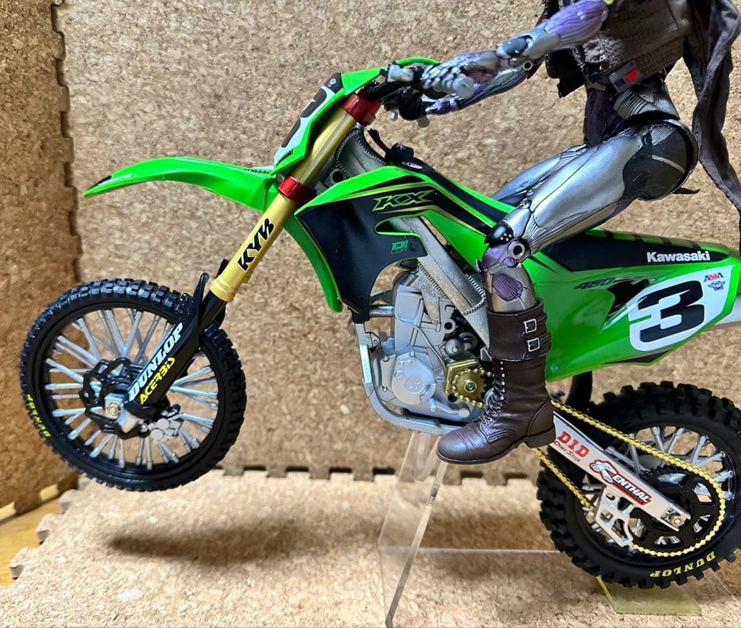 1/6 Kawasaki KX 450 モトクロスバイク