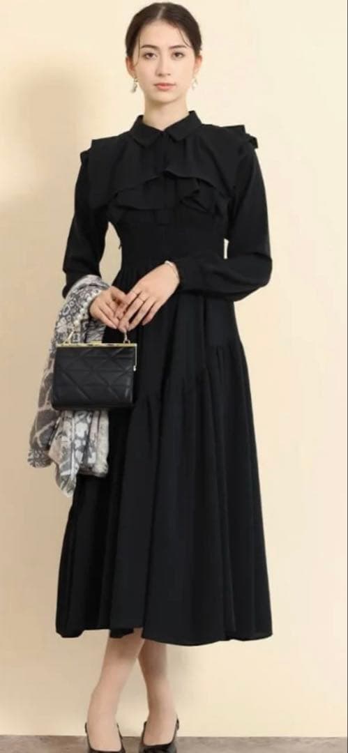 新品フェンネル　FENNEL フリルワンピース