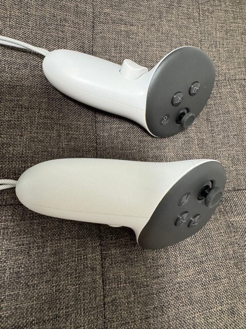 (中古極美品)  Quest 3 128GB エリートストラップ付き