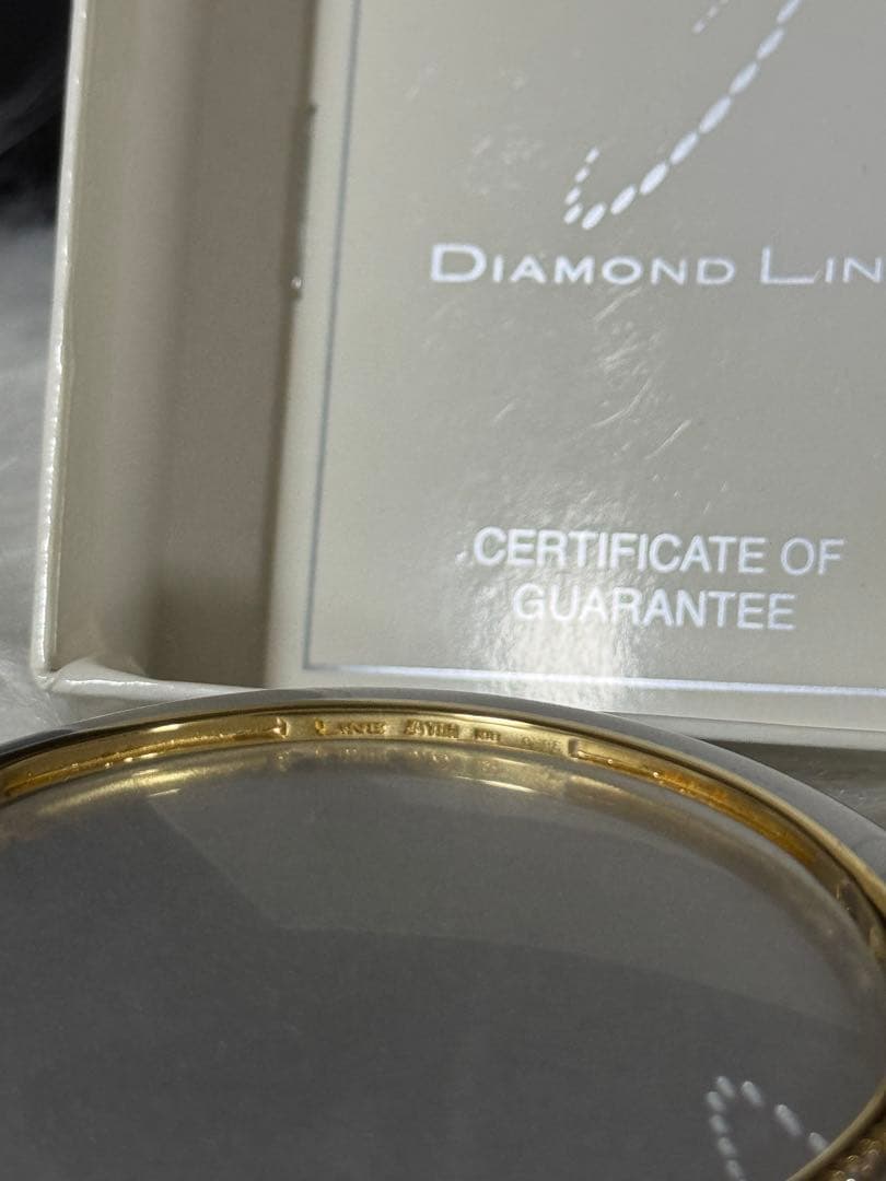 K18Diamond Line ゴールドバングル ダイヤモンド装飾