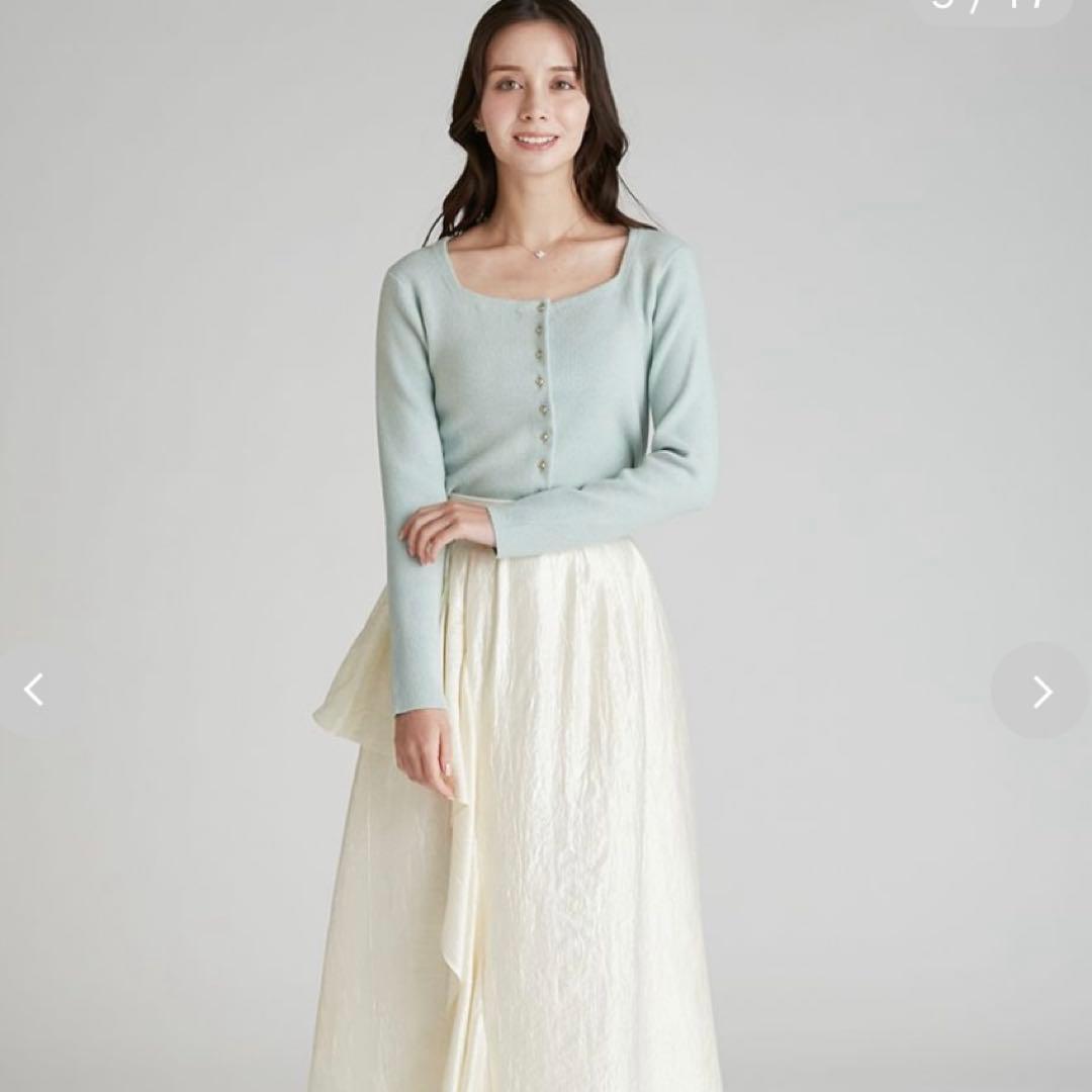 【新品タグ付】CELFORD スクエアネックラメニットカーディガン　オフホワイト