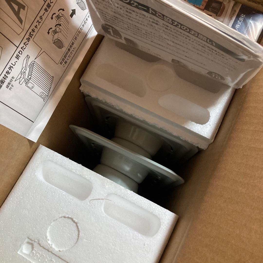 デロンギ オイルヒーター 新品　未使用 KHD410812-BK