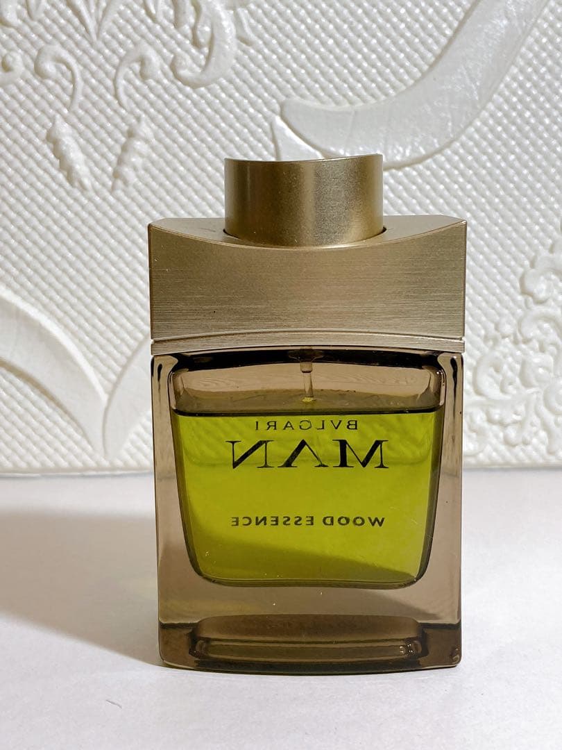 BVLGARI ブルガリ　マン　ウッド　エッセンス　オードパルファム　60ml