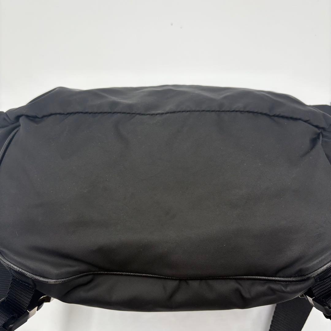 【良品✨】PRADA プラダ　ボディバッグ　ウエストポーチ　ショルダー　ナイロン