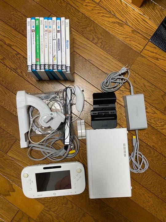 Nintendo Wii U WII U ファミリープレミアムセット SHIRO