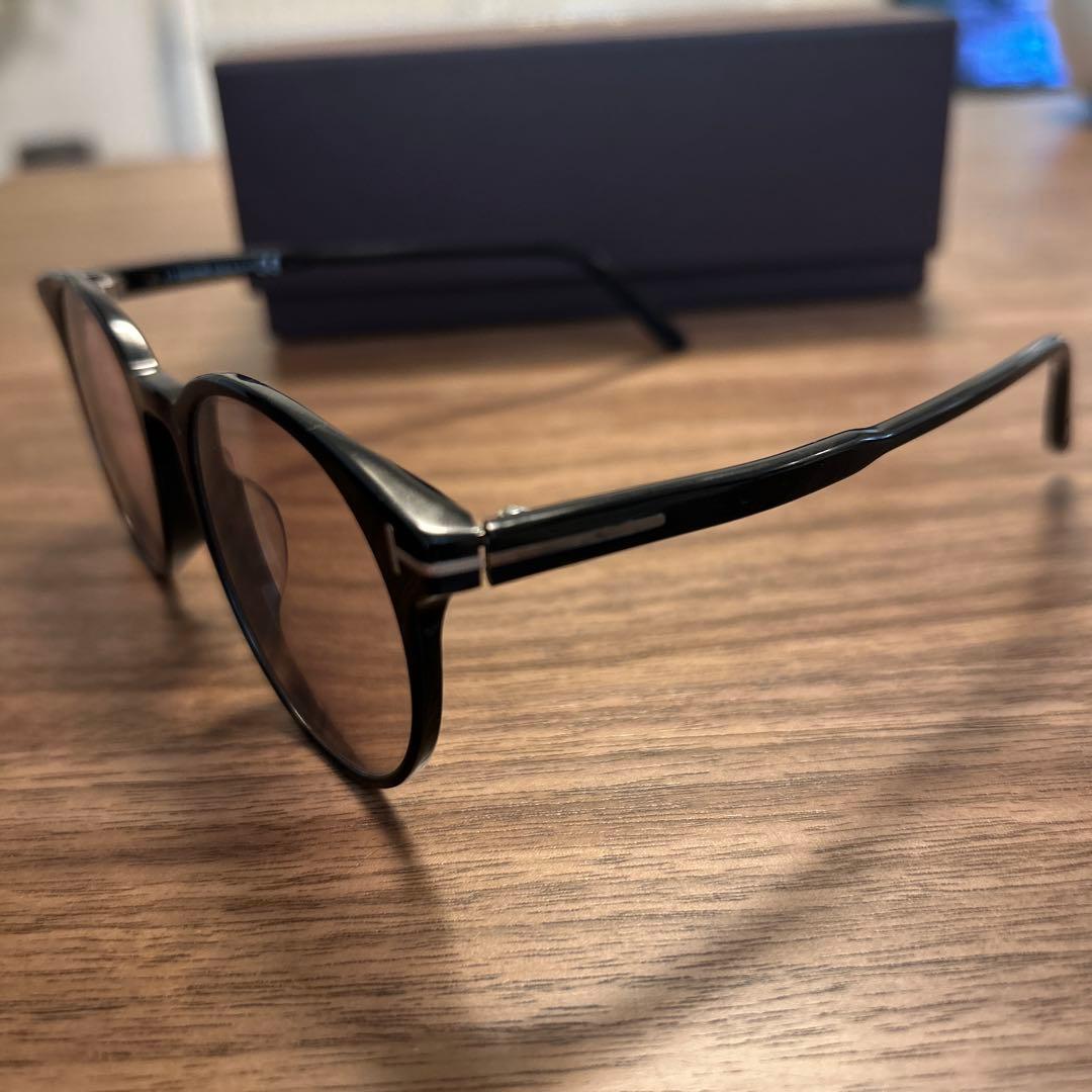 トムフォード　TOM FORD サングラス　TF5695-F-B 訳あり