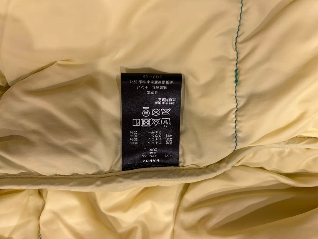 ナンガ　プレイランド　ダウンベスト　限定カラー