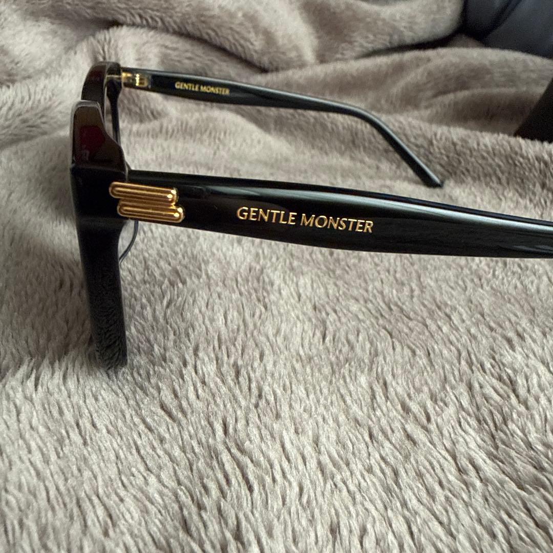 Gentle Monster ブラックサングラス