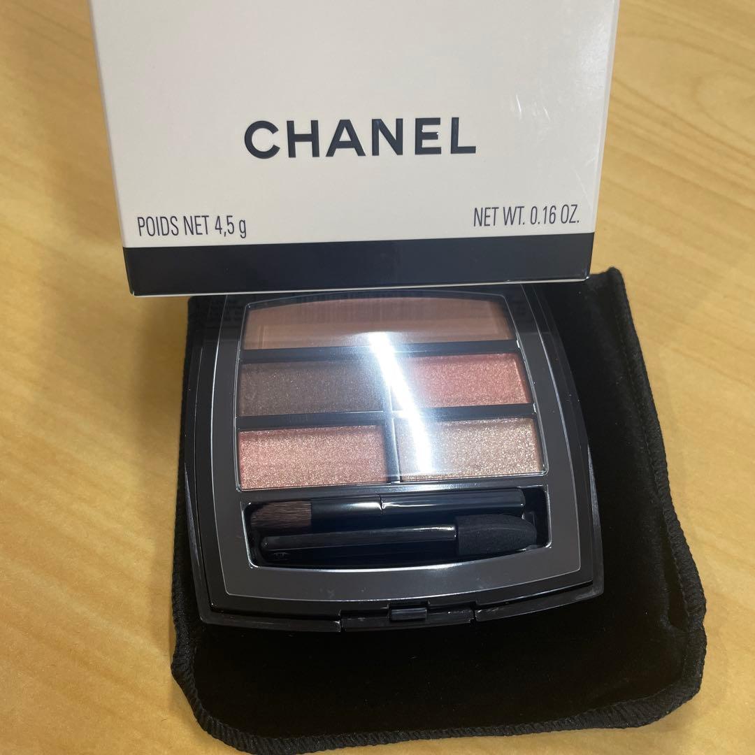 CHANEL LES BEIGES パレット　ルガール　ウォーム